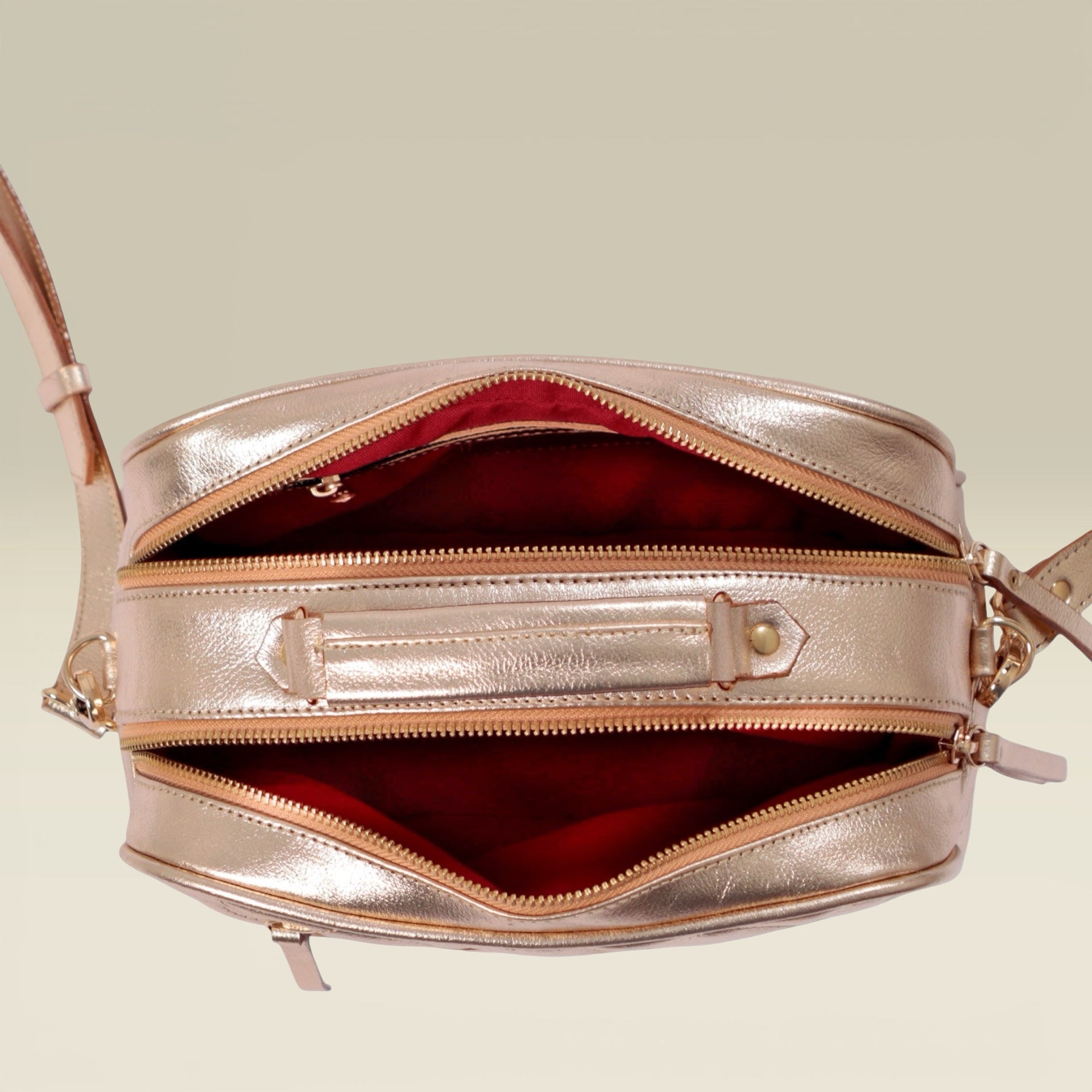 Bolsa Sara G -  Dourada